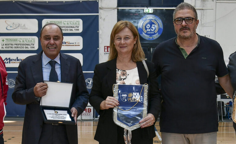  Ciampino-Napoli, l’omaggio del club aeroportuale alle autorità presenti