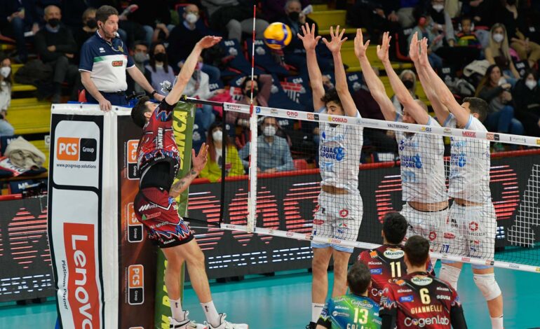  La Top Volley vende cara la pelle a Perugia