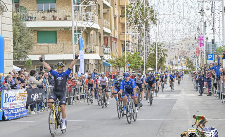 Giro dell’Agro Pontino, a Nettuno trionfano Colaceci e Raponi.