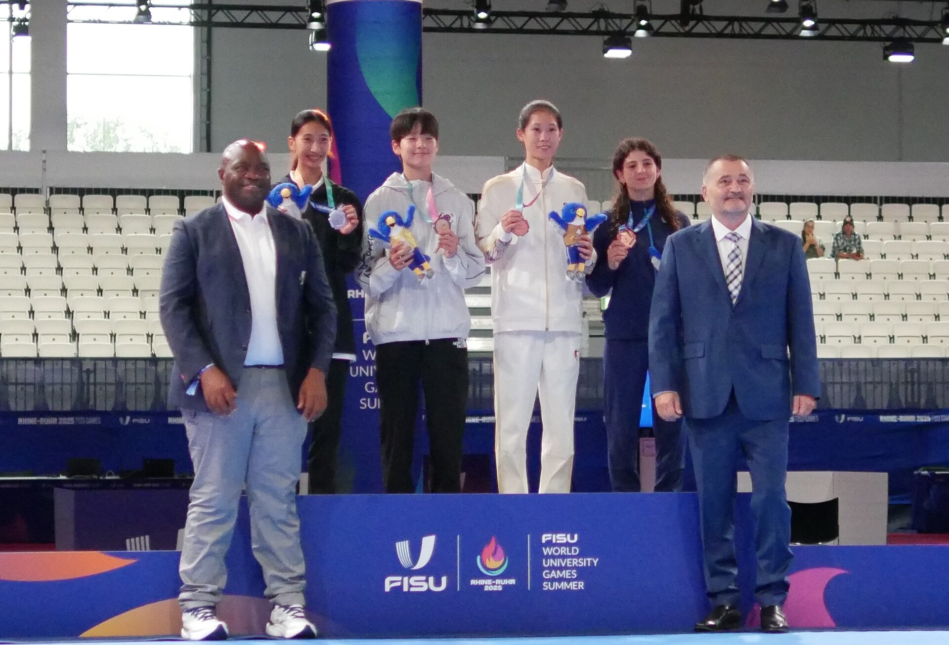 Universiade 2025, l’Italia colpisce ancora: oro e bronzi tra fioretto e taekwondo. E oggi si torna in pedana e in vasca