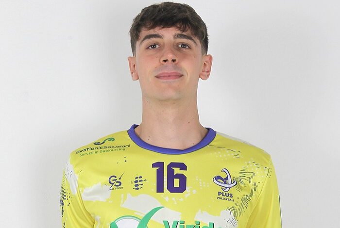 Continua l’avventura dello schiacciatore Alessandro Serangeli al Plus Volleyball Sabaudia.