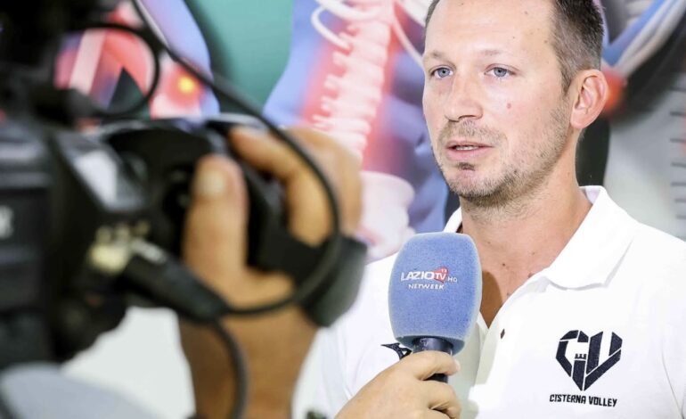  Prima settimana di allenamenti per il Cisterna Volley, il coach: “Grande disponibilità del gruppo, c’è tanta voglia di lavorare e migliorarsi”