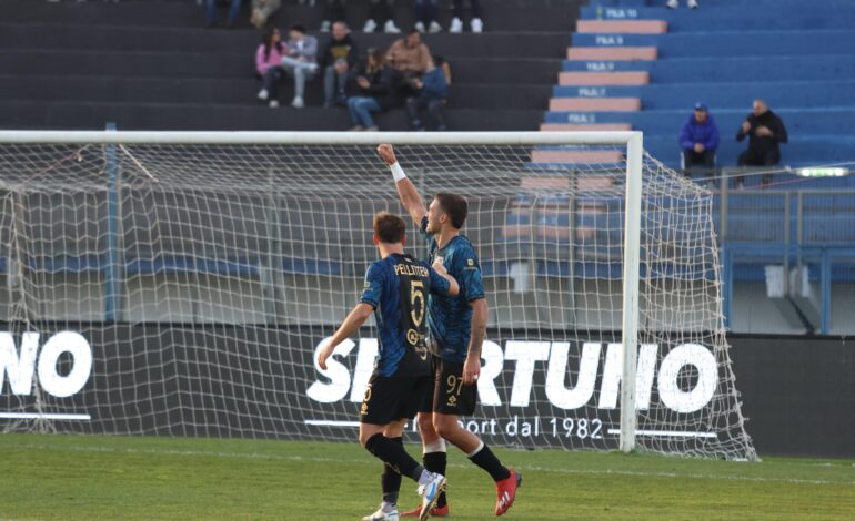  Il Latina reagisce e ferma il Crotone: Parigi firma il pari che riaccende la speranza